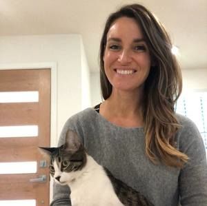 Meet your Posher, Crystal